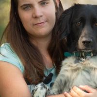 Hondenoppas Hurwenen: Denise van schaik