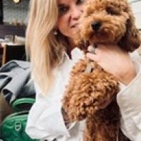 Hondenoppas werk Amsterdam: baasje van Puppy