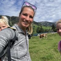Hondenoppas Den Haag: Famke en lianne