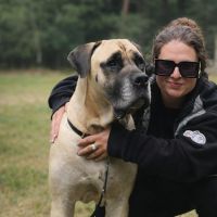 Hondenoppas Deventer: Mina