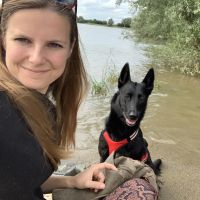 Hondenoppas werk Deventer: baasje van Mia